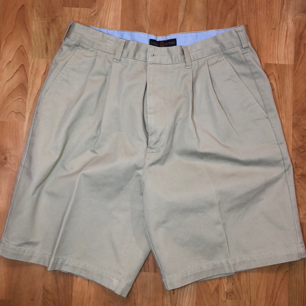 Tommy Hilfiger golf shorts